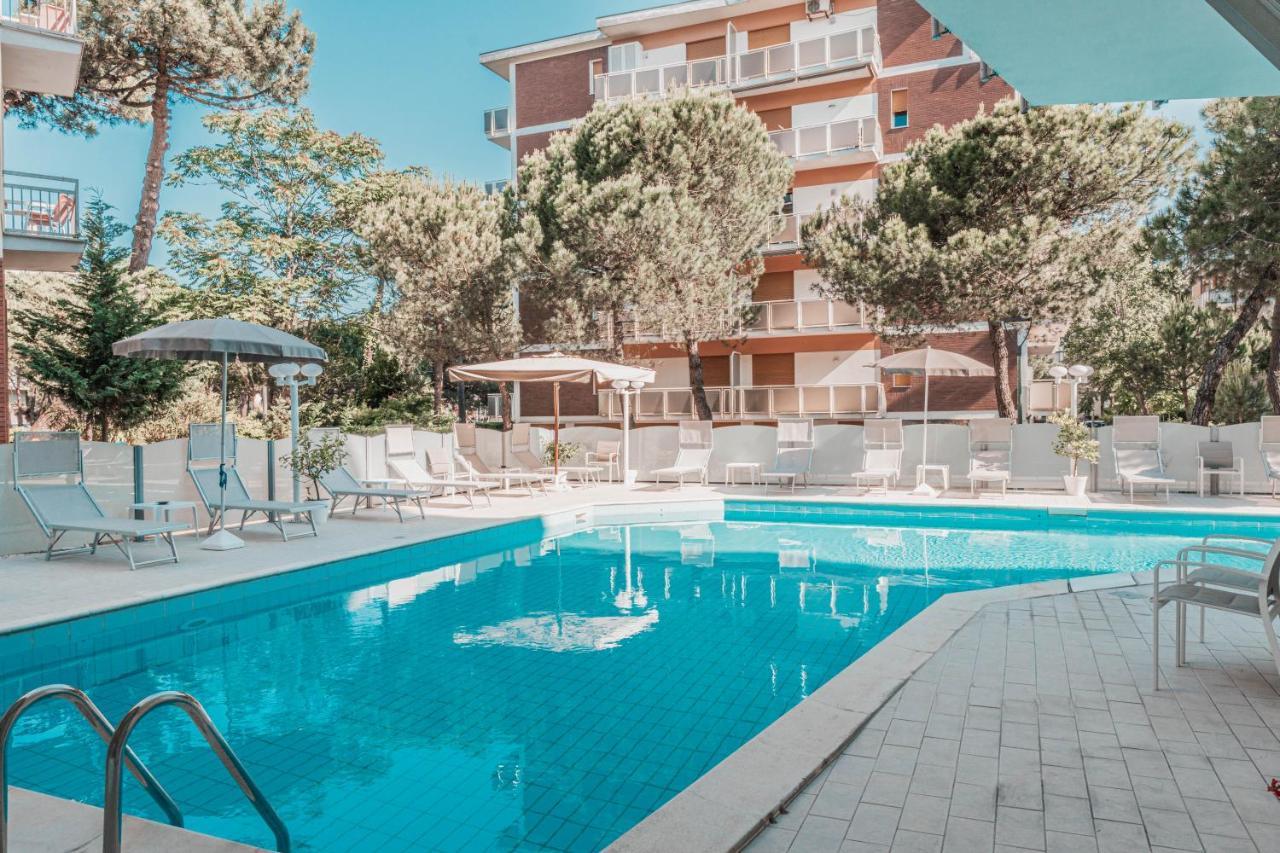 Hotel San Giorgio Milano Marittima Exteriör bild