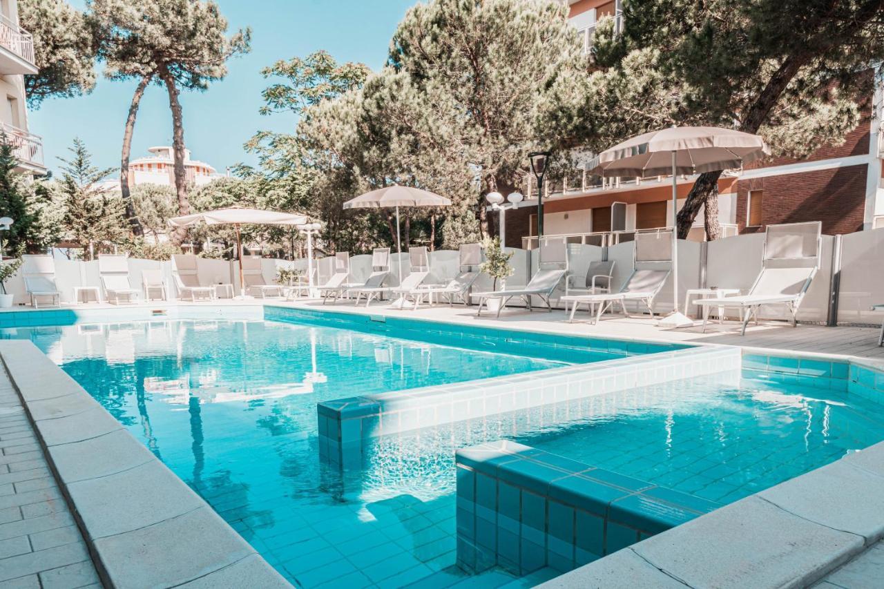 Hotel San Giorgio Milano Marittima Exteriör bild