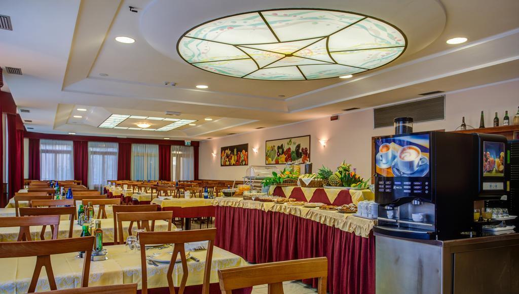 Hotel San Giorgio Milano Marittima Exteriör bild