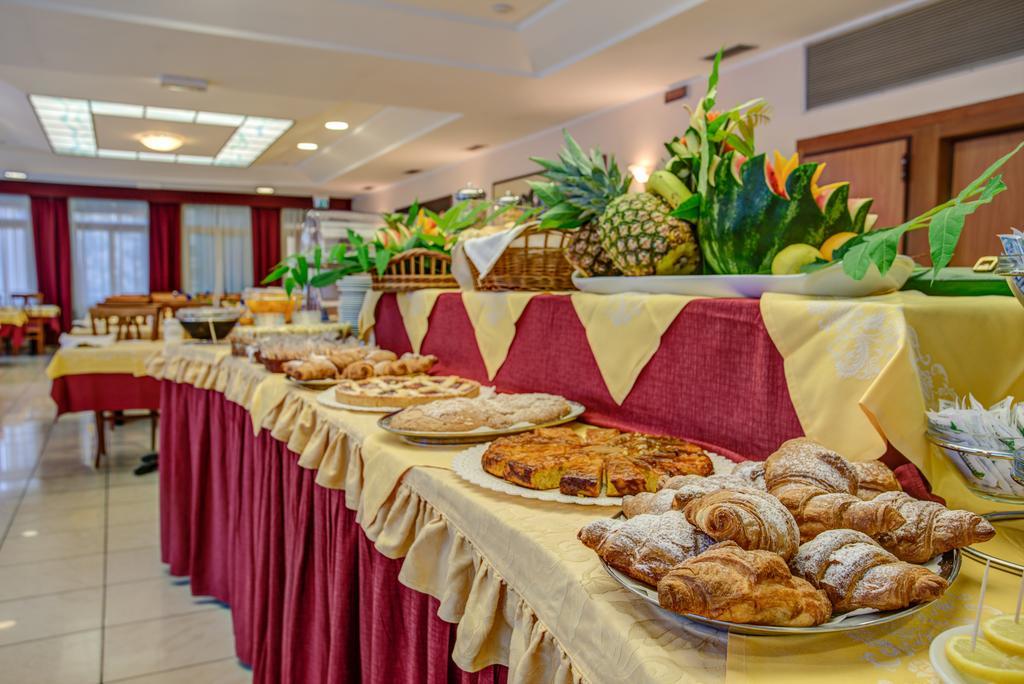 Hotel San Giorgio Milano Marittima Exteriör bild